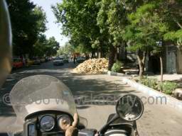 PICT8157 slozene cihly v jednosmerce.jpg